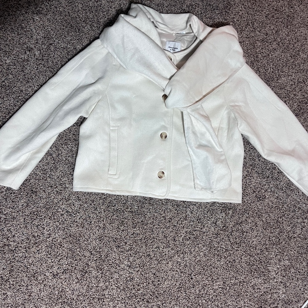 Women’s Abercrombie & Fitch Pea Coat with removable matching scarf Large